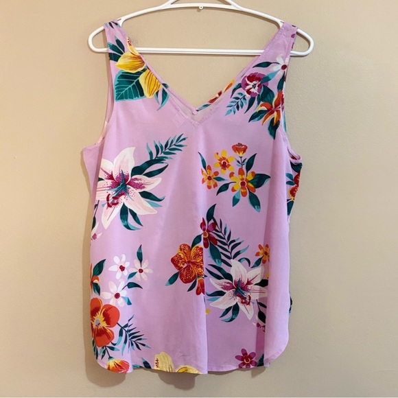 Old Navy Lilac Purple Tropical Floral V-Neck Tank Top Blouse - Picture 9 of 14